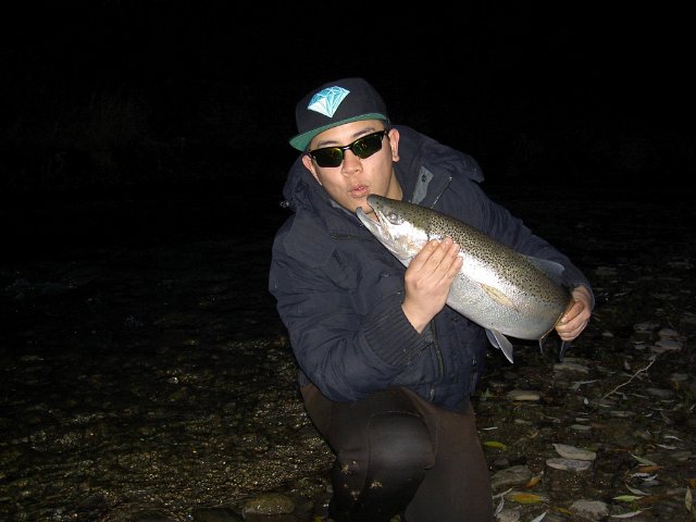 54626_10151086376251179_72460537_o.jpg - Ryan caught this steelhead early in the morning at Bronte Creek.