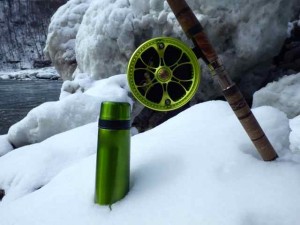 Chartreuse Kingpin Thermos in Niagara Rivere Winter Snow