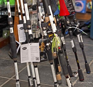lews-logo-Fishing-Rods-and-Reels